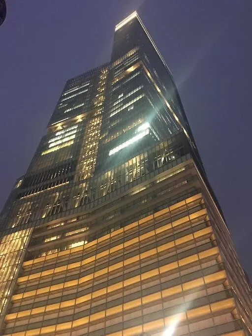 Villa 花跡民宿二号馆独栋整租！市中心 ! 4分钟到难波日本桥！通天阁,天王寺步行圈 Oszaka